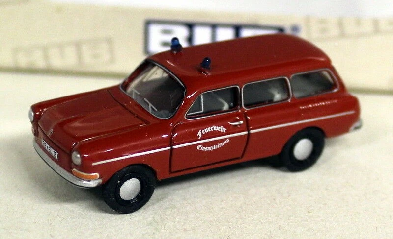 Ensemble De Modèles Réduits VW T3 Whitestar/Bluestar/Redstar – Échelle 1:87, édition Spéciale BUB 2013