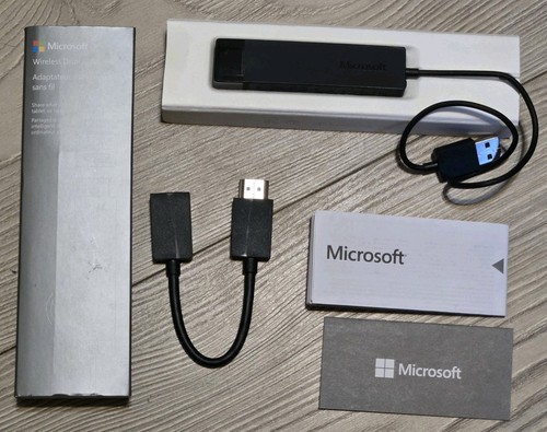 Microsoft Wireless Display Adapter HDMI w/ USB Model 1628