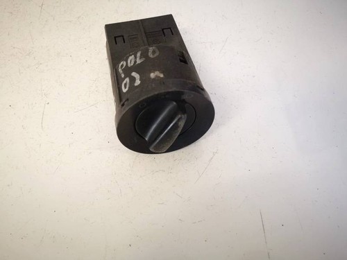 1C0941531 Scheinwerfer Schalter 1C0 941 531  1C0941531  1C0941 53 DE2809867-07