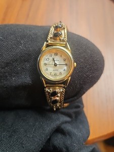 Nadia Watch | eBay display picture 3