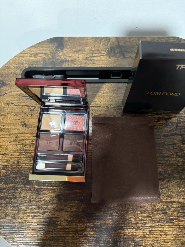 Paleta Tom Ford Eye Color Quad Creme, 46 Ember Bronze nueva en caja 0,18 oz - 5,2 g Foto 2 de 2