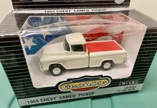 ERTL Classic Vehicles 1955 Chevy Cameo Pick Up Truck 1:43 SCALE