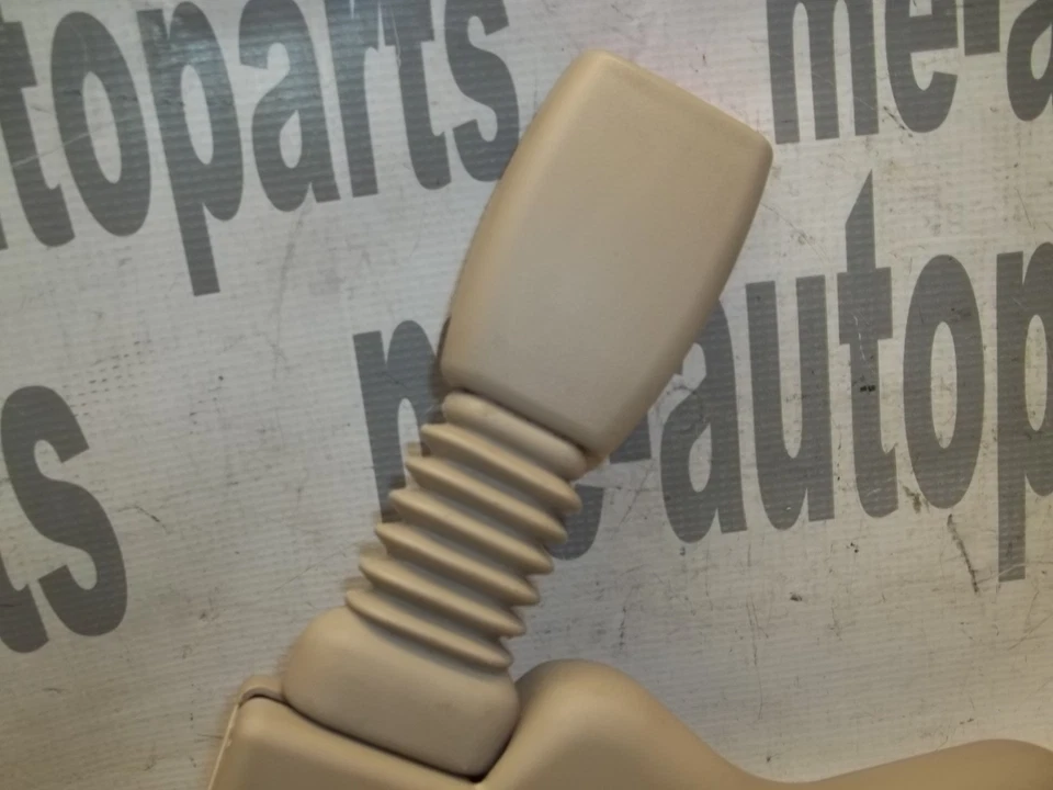 Пряжка ремня безопасности левая передняя для Cadillac Deville 2000-2005 годов выпуска от оригинального производителя - Изображение 4 из 4