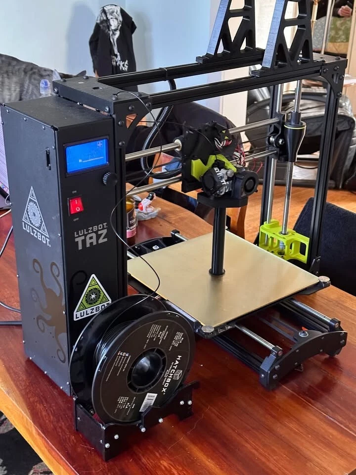 LulzBot TAZ 6 3D Printer with Upgraded Titan Aero Extruder Head Original Box SH - Image 3 of 4