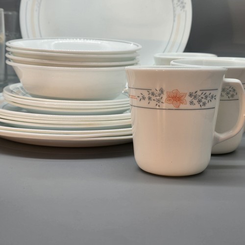 Corelle Apricot Grove 24-Pc Dinnerware Set 1990's W / Salad Plates and Glasses - Picture 4 of 7