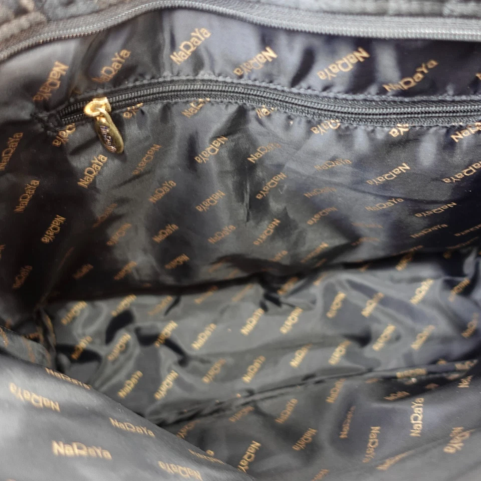 Bolso de Mano NaRaYa Negro Plisado Tejido Satinado Cremallera Acolchado Informal Viaje Llevar Todo Foto 4 de 4