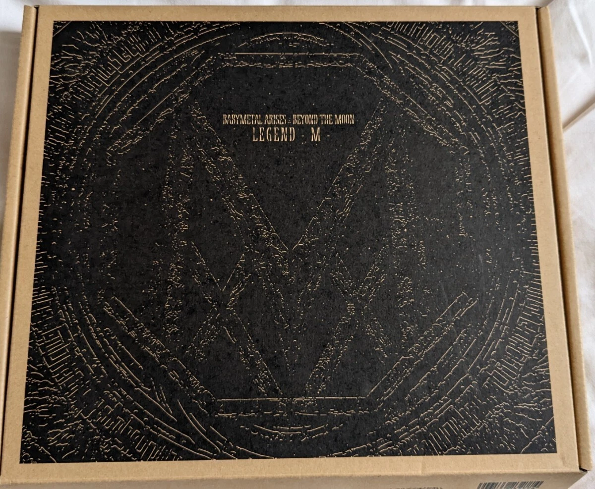 BABYMETAL/ARISES BEYOND THE MOON LEGEND M/ Blu-ray 2CD booklet Limited Japan New