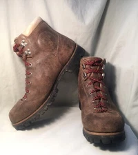 Vasque Split Cowhide Boots No Size Marked 27.5 CM Insole Vibram Soles Made Italy