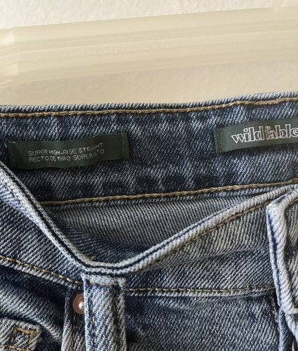 Wild Fable Super High Rise Straight Distressed Jeans. Women’s 4. - Picture 6 of 10