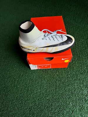 Nike Jr Mercurial Victory 6 CR7 TF Kids' Soccer Shoe - White/Gold