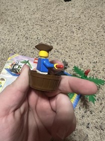 LEGO Pirates: Shipwreck Island (6260)