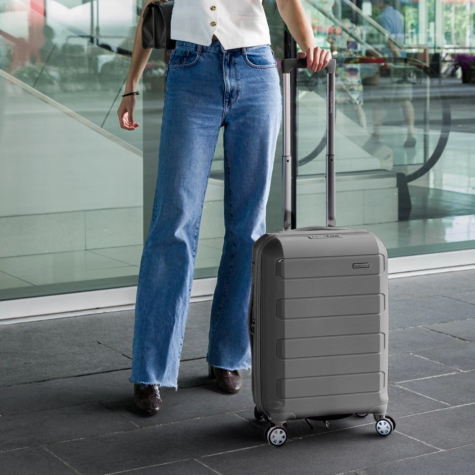 Equipaje giratorio expandible rígido indestructible Travelers Choice Pagosa, Foto 2 de 4