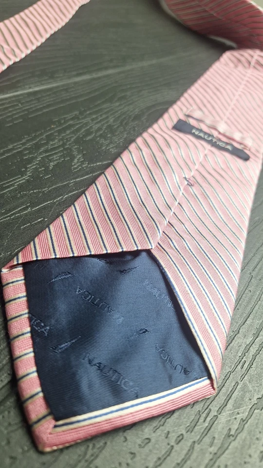 Corbata Hombre Nautica Seda Rosa Blanco Azul Rayas 3.5" x 57" Foto 2 de 4