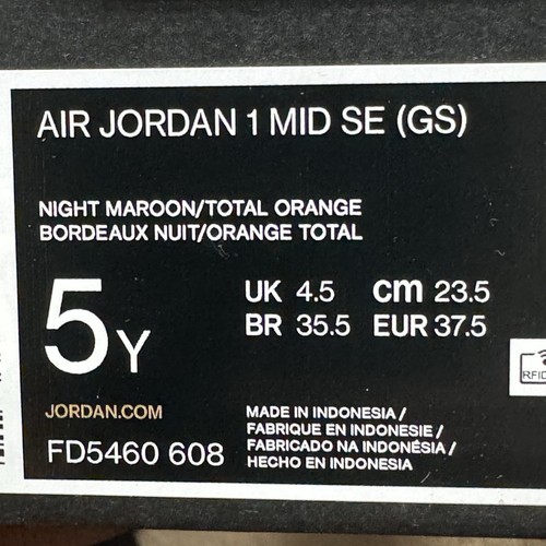 Nike Air Jordan 1 Mid SE (GS) taglia 5 'Night Maroon Black Plaid' FD5460-608 - Foto 10 di 10