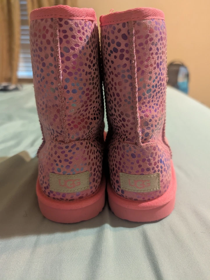 Girls Pink Cheetah Print UGGs Size 4 Kids - Image 3 of 4