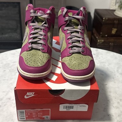Nike Dunk High Women s Suede Lace-Up High Top Sneakers Dynamic Berry FB1273-500