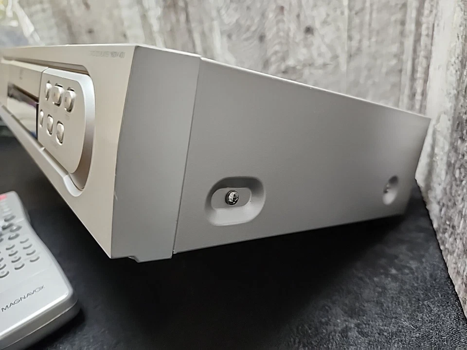 Reproductor de DVD CD MP3 Magnavox MDV 430 SL23 Dolby Silver probado FUNCIONA Foto 3 de 4