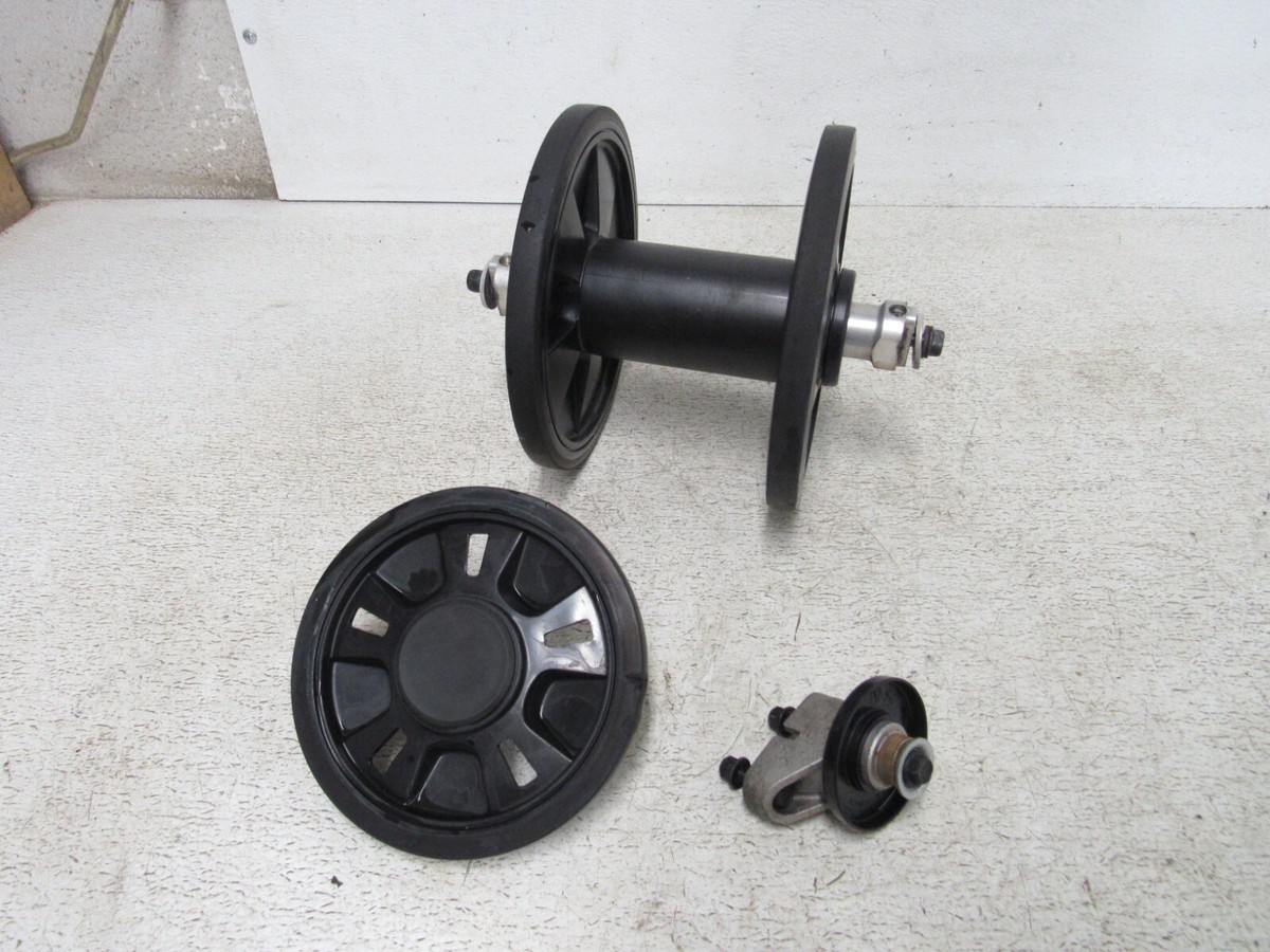 18 SKI DOO FREERIDE G4 850 E-TEC GEN 4 REAR WHEELS AXLE 18 SKI DOO FREERIDE G4 850 E-TEC GEN 4 REAR WHEELS AXLE
