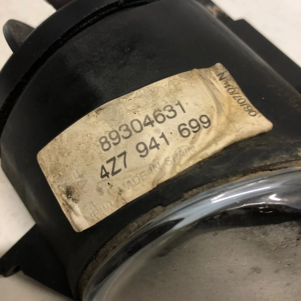 AUDI A6 MK2 ALLROAD 1999-2005 GENUINE FOG LIGHT NSF PASSENGER FRONT LEFT SIDE - Image 2 of 3