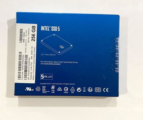 Intel SSD 545S Series 256GB SSDSC2KW256G8X1 6Gb/s 2.5" NAND 3D2 TLC 7mm SATA New - Picture 4 of 7