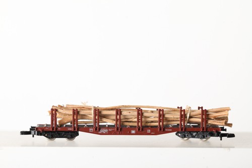 Märklin mini-club Z 4-achs. Rungenwagen Snps der DB 472 3 011 mit Holz (356238) | Condition: Gebraucht