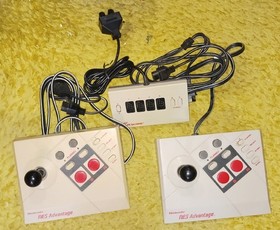 vintage nintendo NES-026 NES-034A controllers Four Score NES Advanage for parts