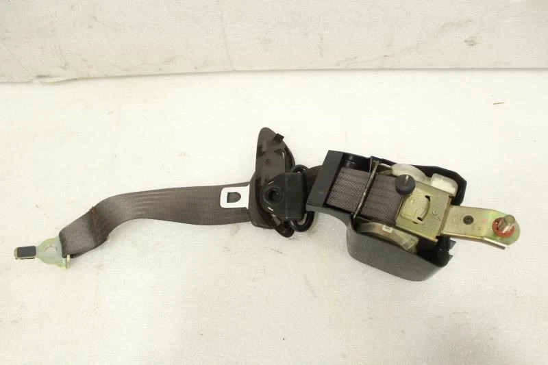 1990 1991 1992 1993 1994 LEXUS LS400 CINTURÓN SEGURIDAD TRASERO IZQUIERDO LA45 MARRÓN Foto 3 de 4