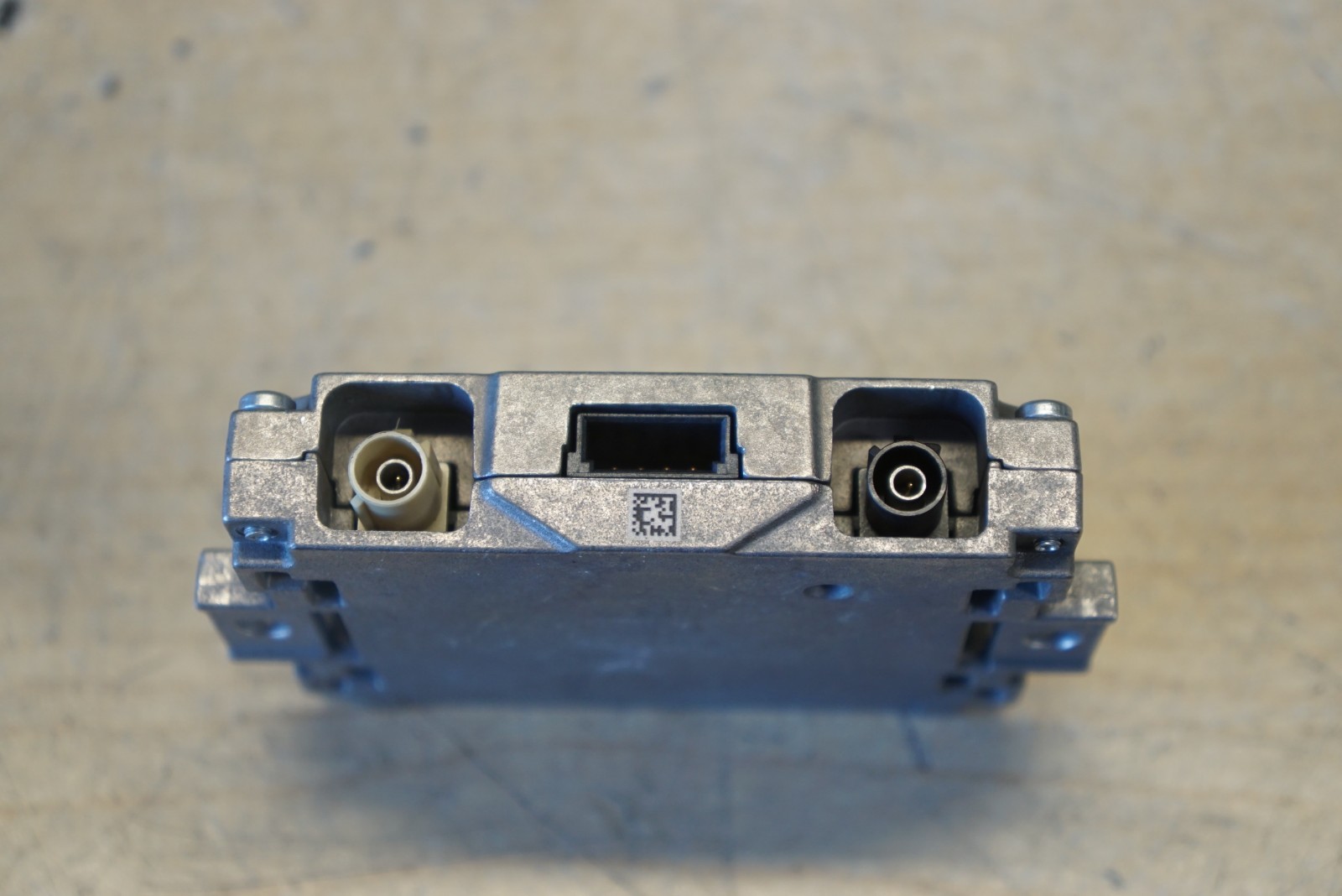 2019 - 2025 LAMBORGHINI URUS RADIO ANTENNA CONTROL MODULE UNIT OEM 4N0035456F