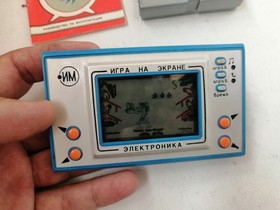 TESTED RARE USSR Toy Wolf Original Game Watch EGG EG-26 blue IM19 IM02 Nintendo