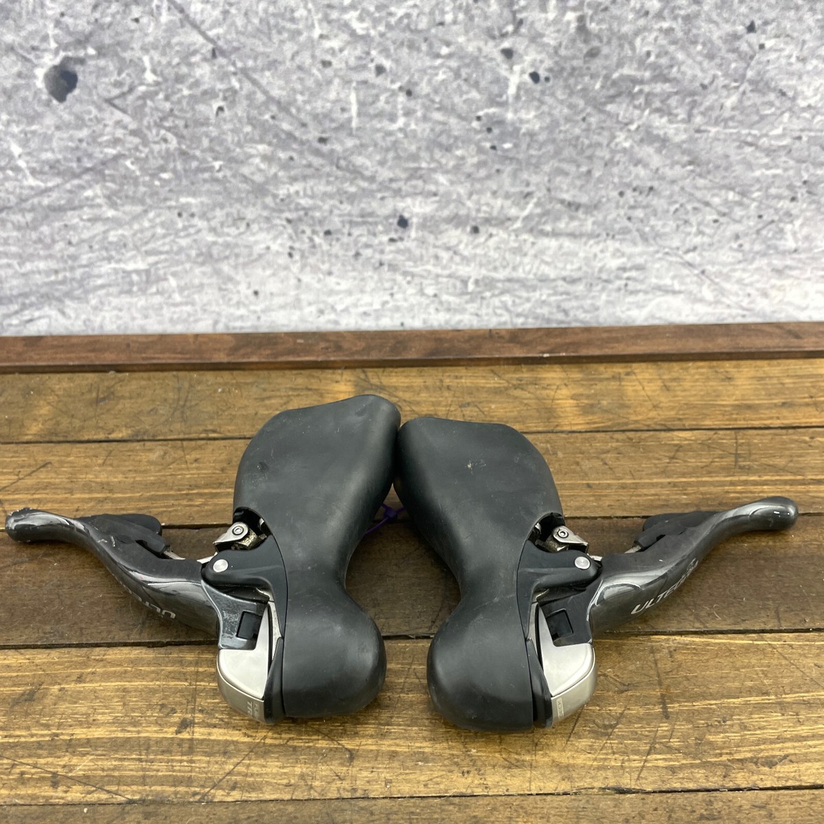 Shimano Ultegra 6700 Triple Shifter Set 10 Speed ST-6700