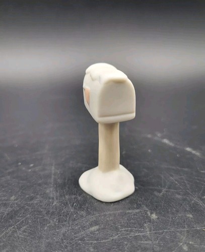 Precious Moments SUGAR TOWN Mailbox Figurine 531847 1994 - Picture 3 of 6
