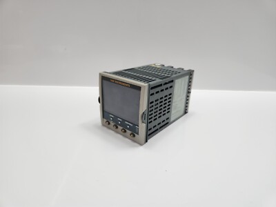 EUROTHERM VAF INSTRUMENTS 3504 ADVANCED TEMPERATURE CONTROLLER