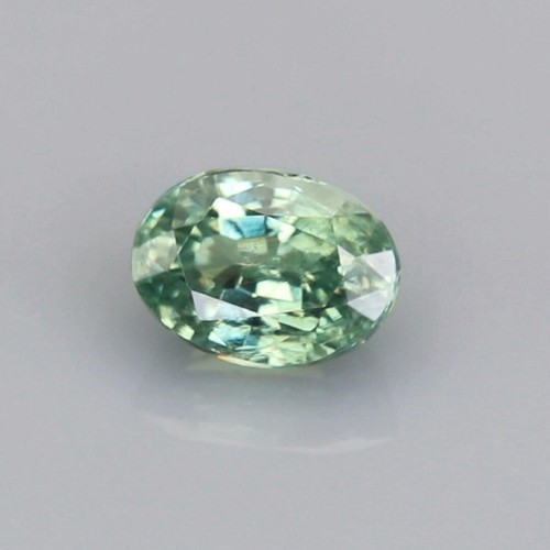 0.63 carat - Glittering Namibian Natural Green Demantoid Garnet 2504299-10 - Picture 2 of 7