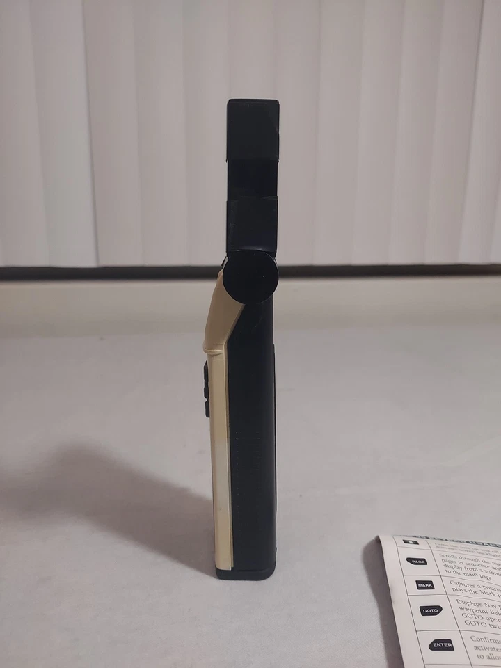 GARMIN GPS 45 PERSONAL NAVIGATOR - MOBILE HIKING BIKING GEOCACHING For Parts - Image 4 of 4