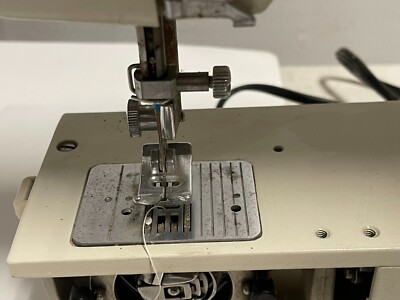 Singer Merritt Sewing Machine Blue, White with Pedal | eBay