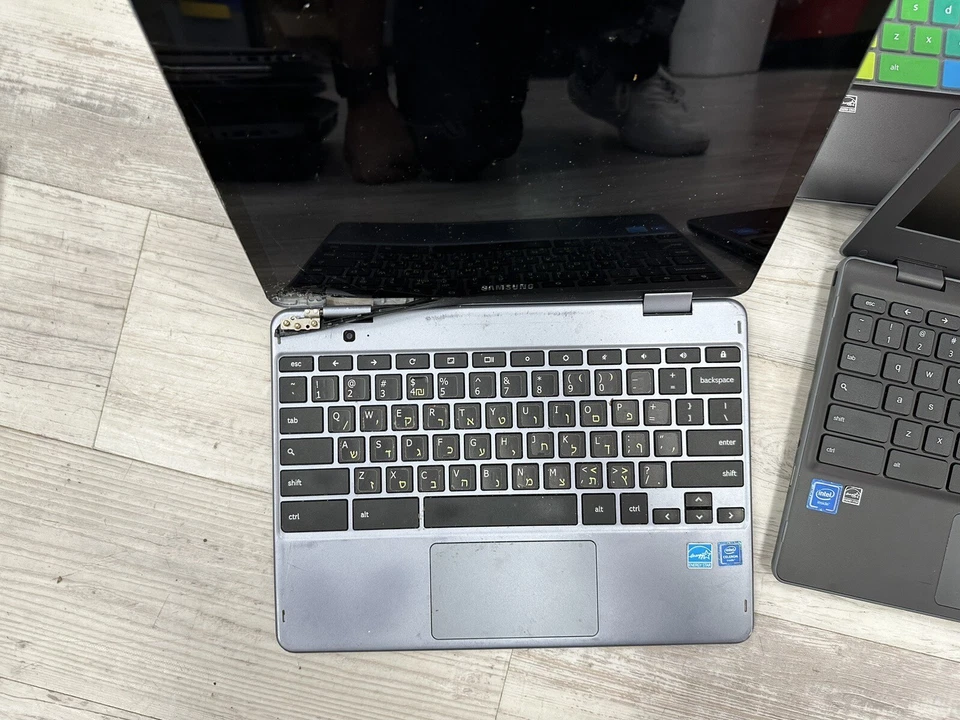 Lot of 6 Asus Chromebooks C204E C204M C202S, Samsung, Lenovo - Image 3 of 4