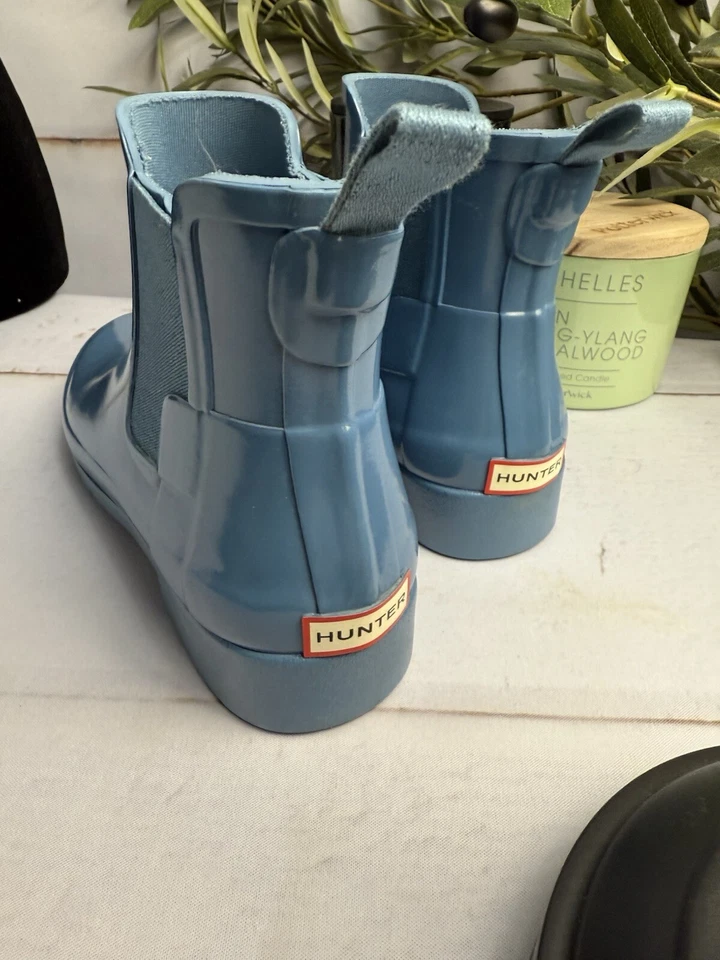 Botas de borracha Hunter femininas originais Chelsea impermeáveis azul tornozelo EUA 6 Euro 37 - Imagem 3 de 4