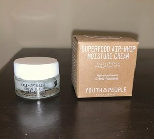 youth to the people superfood hyaluronic acid moisturizer