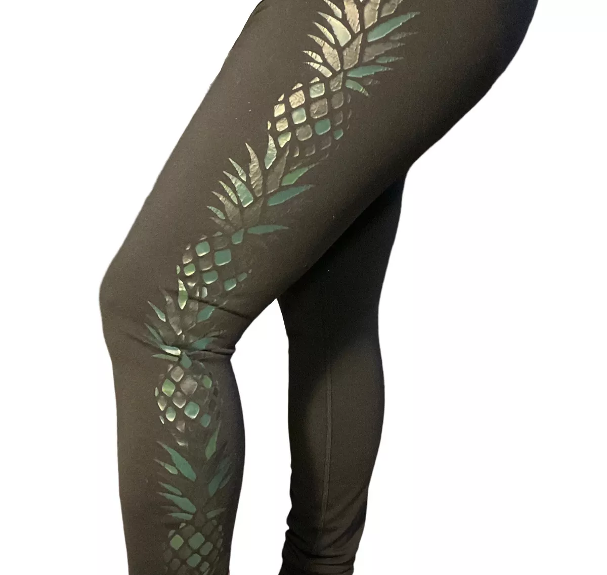 Lululemon Size 8 Pineapple Embellish Leggings BLACK/GREEN- LUON RARE PRINT