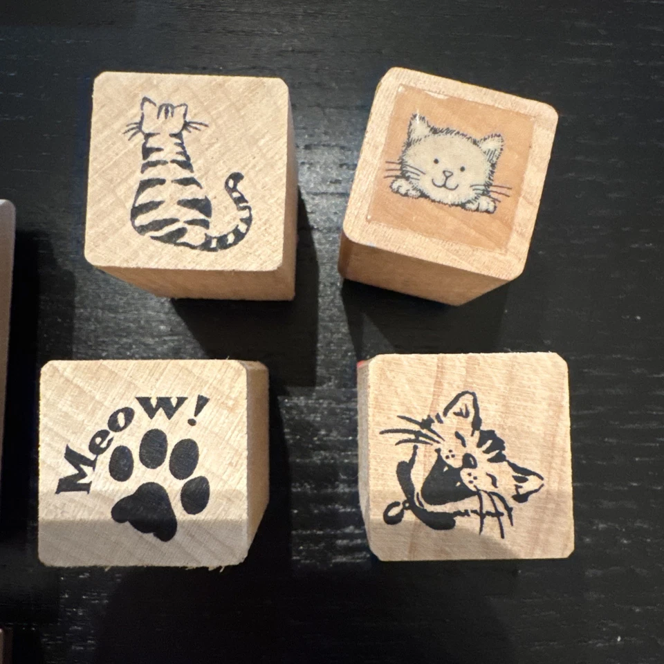 Estampillas de goma de madera con temática de gatos y perros ¡Lote de 18 artes de héroes y más! Foto 3 de 4