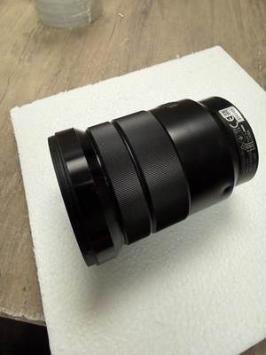 Sony G-Series 105mm f/4 Lens (SELP18105G) READ