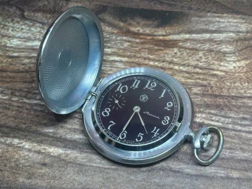 Soviet Vintage Pocket watch Molniya Victory 1941-1945 Men's Watch Lightning USSR - Picture 12 of 12