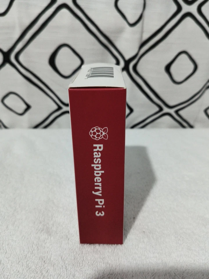 Raspberry Pi 3 Model B Board 1GB RAM - Image 2 of 4