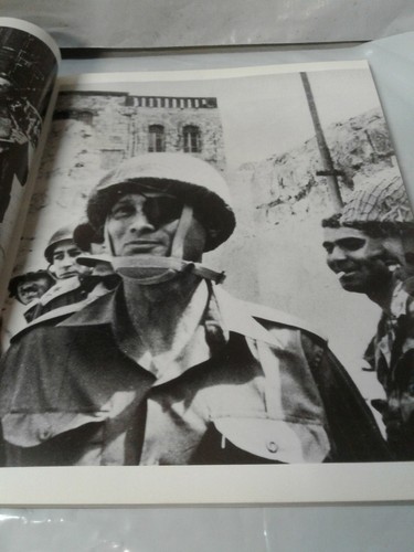 VINTAGE TIME REMEMBERS THREE DECADES IN PICTURES A SPECIAL COLLECTION - Picture 9 of 12