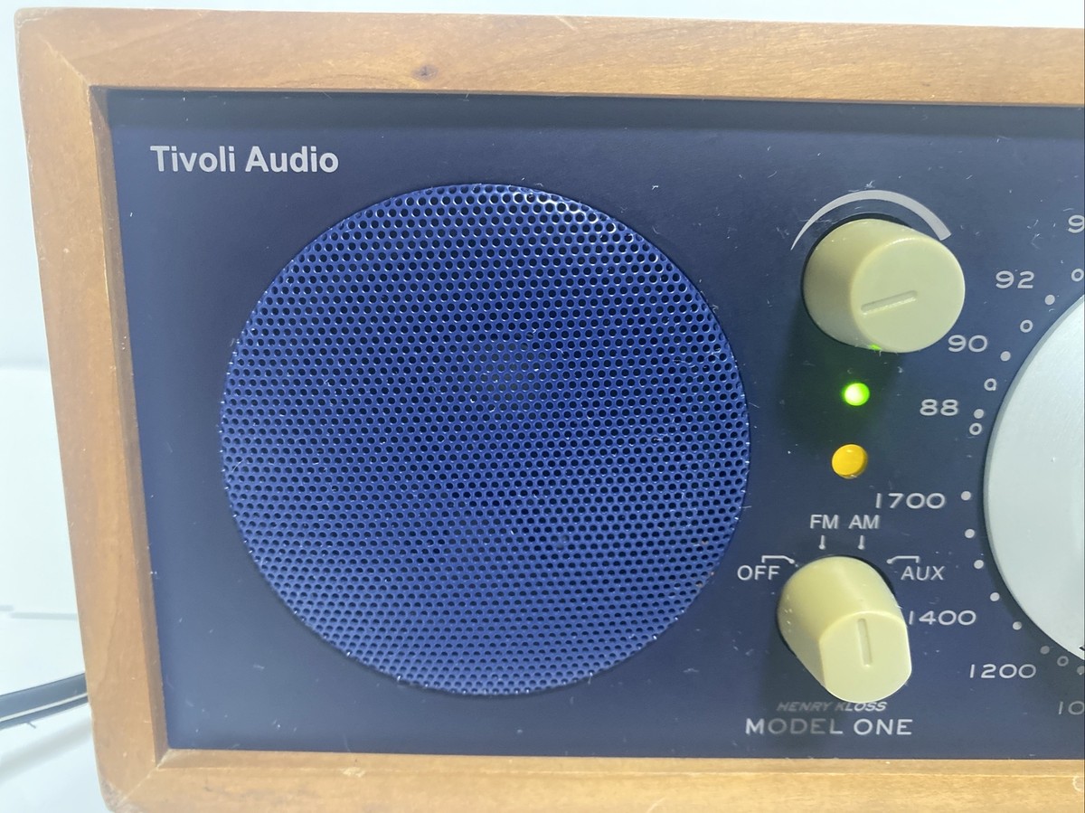 Tivoli Audio Henry Kloss Model One AM / FM Radio Walnut Case Navy