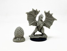 Dragon Hatchling  Dragon Egg Lot Dungeons and Dragons Miniatures DnD Minis 28mm