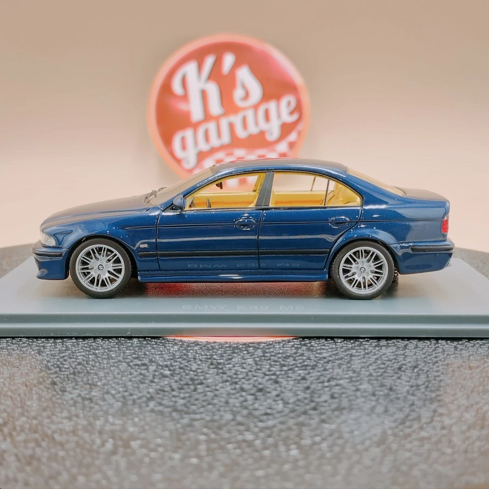 NEO scale models 1/43 BMW E39 M5 Metallic Dark Blue 43307 resin model - Image 2 of 4