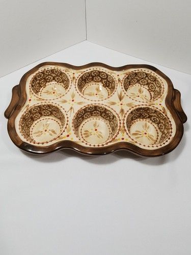 Temptations By Tara Bakeware 6 Muffin Pan Floral Tan