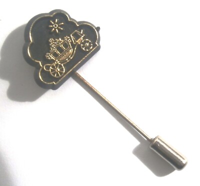 R517) Royal Fairy Prinzessin Kutsche Vintage Werbung Krawatte Anstecknadel Abzeichen