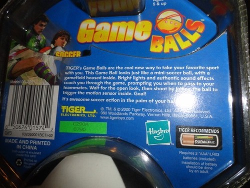 New VTG 2000 Hasbro Soccer Electronic Game Balls - Age 5+ - Picture 7 of 7